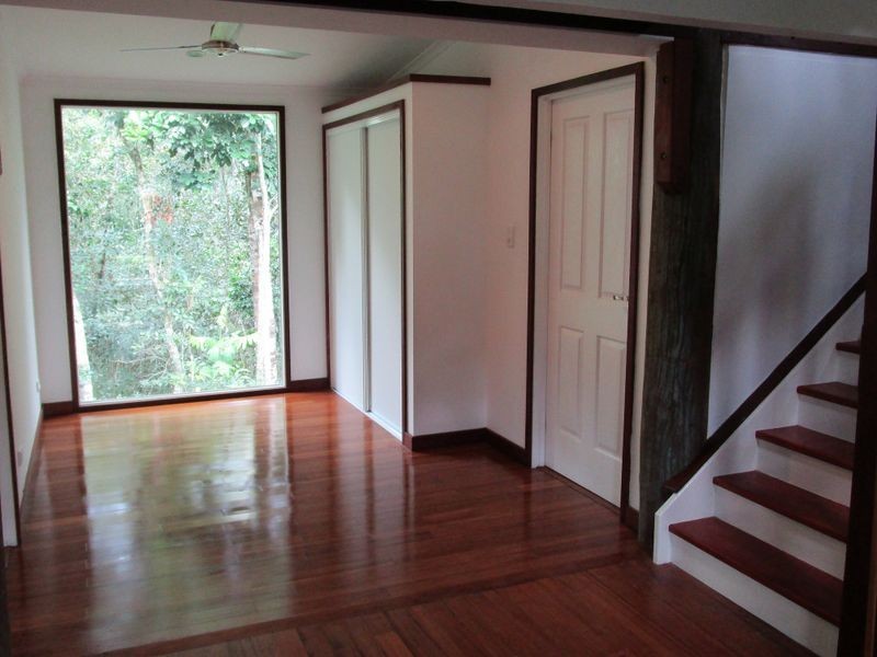 72 Hibiscus Road, Cannonvale QLD 4802