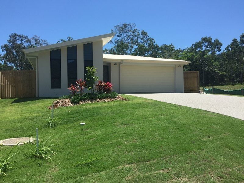 47 Trader Crescent, Cannonvale QLD 4802