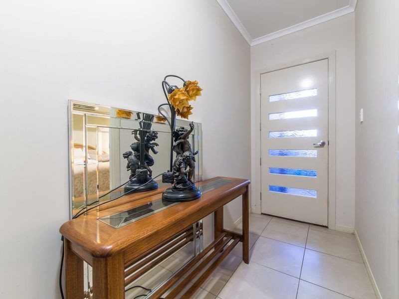 2 Jonquill Court, Cannonvale QLD 4802