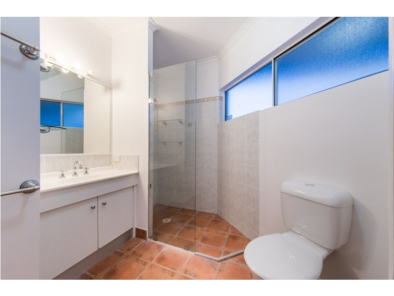 32/8-12 Eshelby Drive, Cannonvale QLD 4802