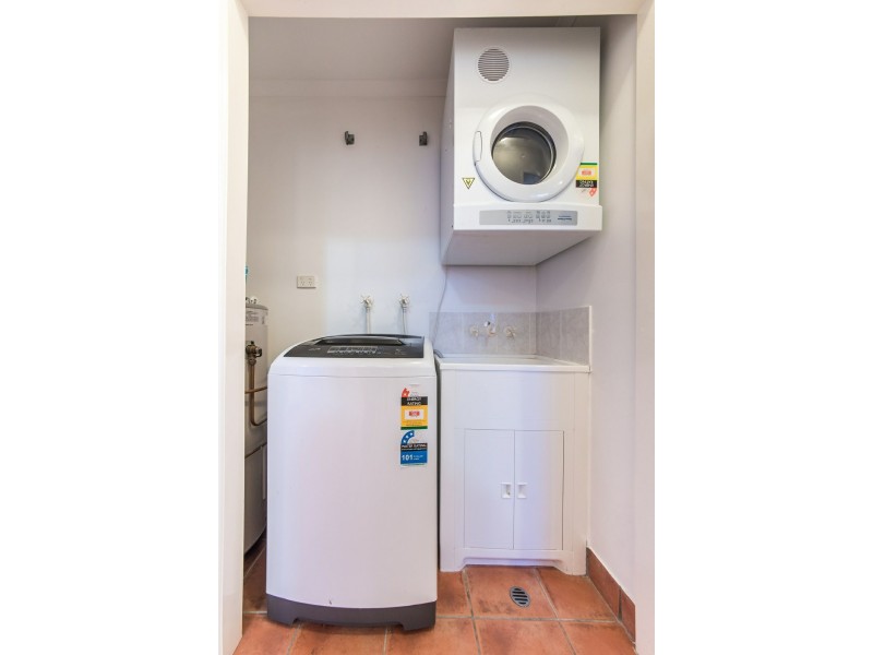 32/8-12 Eshelby Drive, Cannonvale QLD 4802