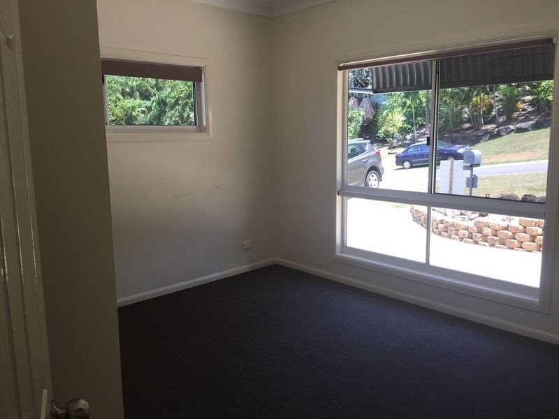 10 Country Road, Cannonvale QLD 4802