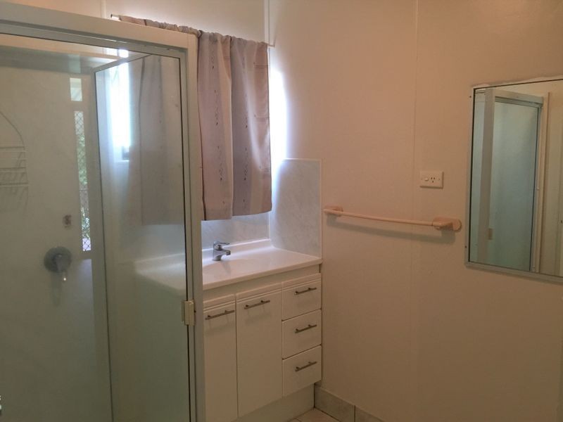 Unit 2/16 Usher Road, Mount Julian QLD 4800