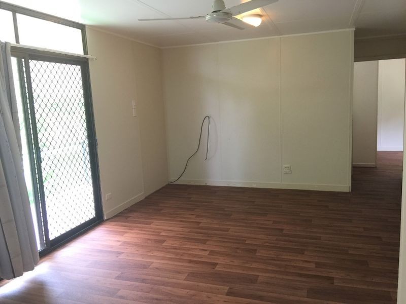 Unit 2/16 Usher Road, Mount Julian QLD 4800