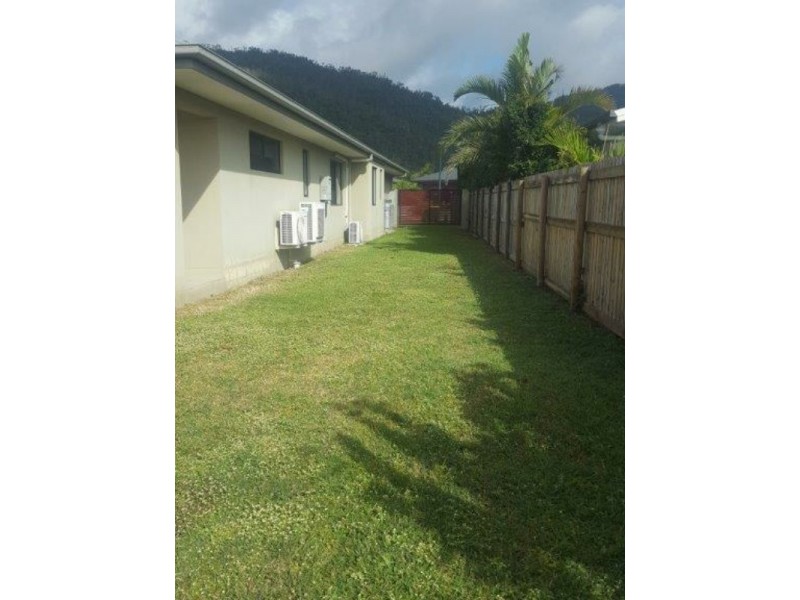 5 Twin Creek Court, Cannonvale QLD 4802