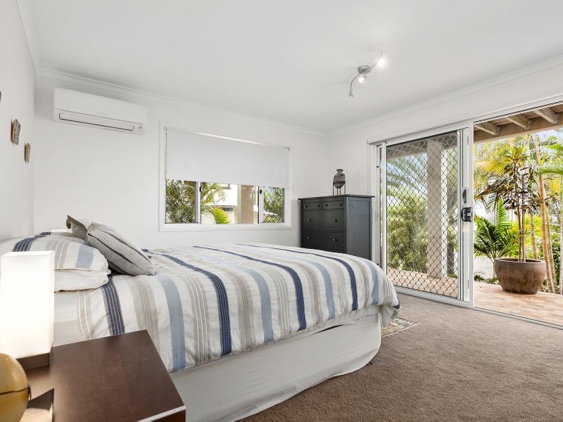 13 Coconut Grove, Castaways Beach QLD 4567