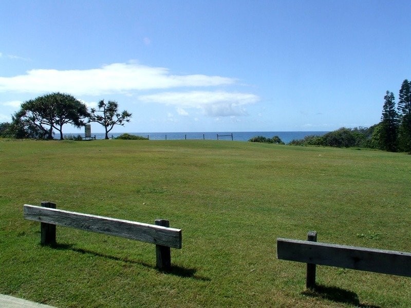 4/15 Andrew St., Point Arkwright QLD 4573