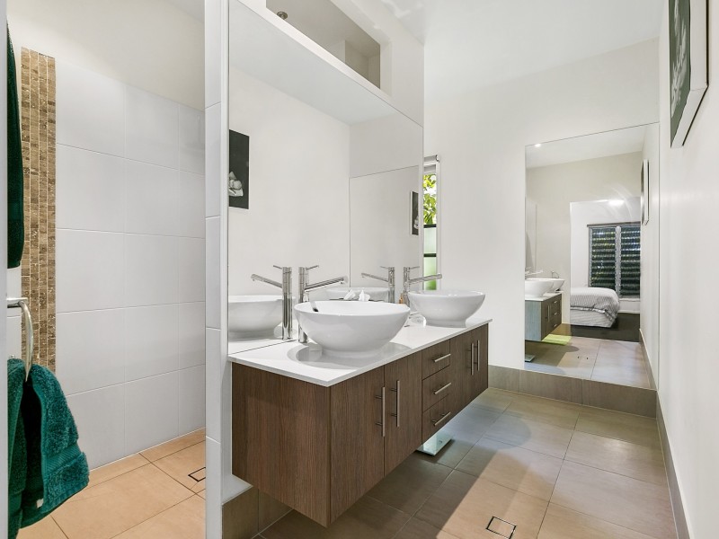 13 Oceancall Lane, Mount Coolum QLD 4573