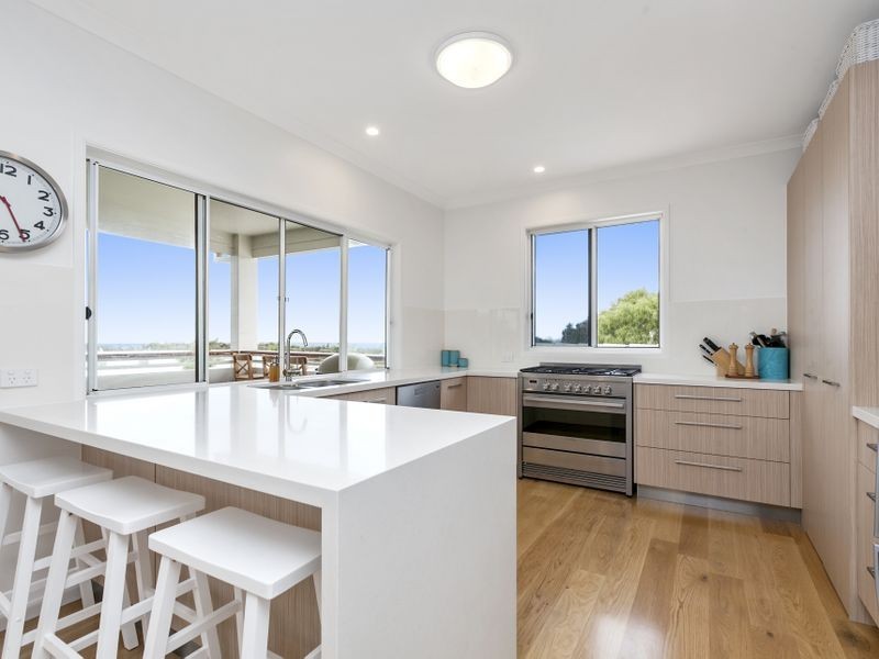13 Coconut Grove, Castaways Beach QLD 4567