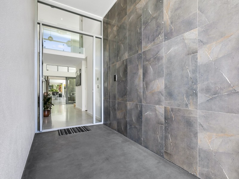 14 Yerranya Row, Yaroomba QLD 4573