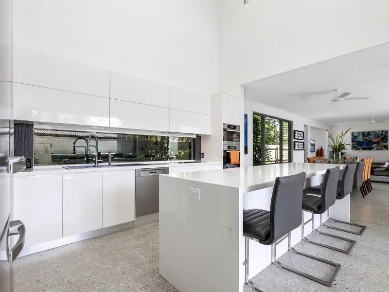 14 Yerranya Row, Yaroomba QLD 4573