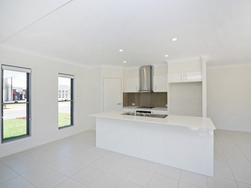 17 Viola Square, Peregian Springs QLD 4573