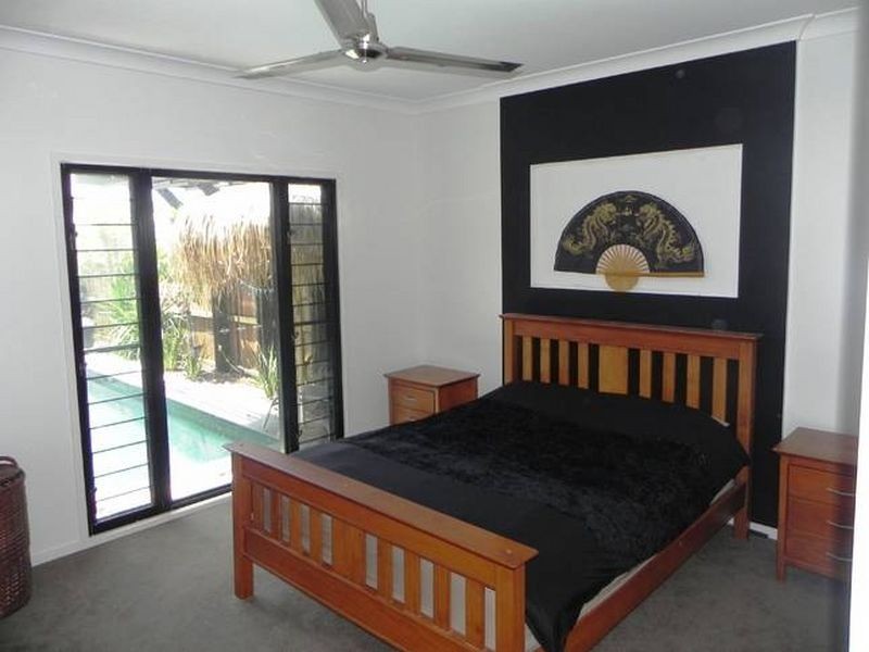 37 Wave Crescent, Mount Coolum QLD 4573