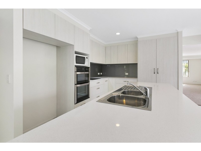 25 Aquamarine Circuit, Noosa Waters QLD 4566