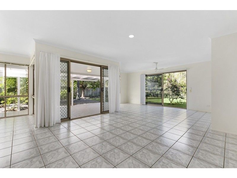 25 Aquamarine Circuit, Noosa Waters QLD 4566