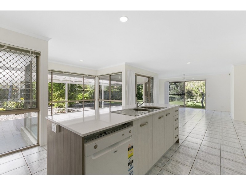 25 Aquamarine Circuit, Noosa Waters QLD 4566