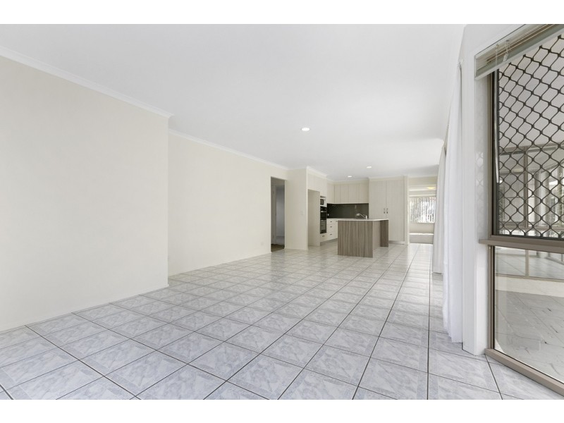 25 Aquamarine Circuit, Noosa Waters QLD 4566