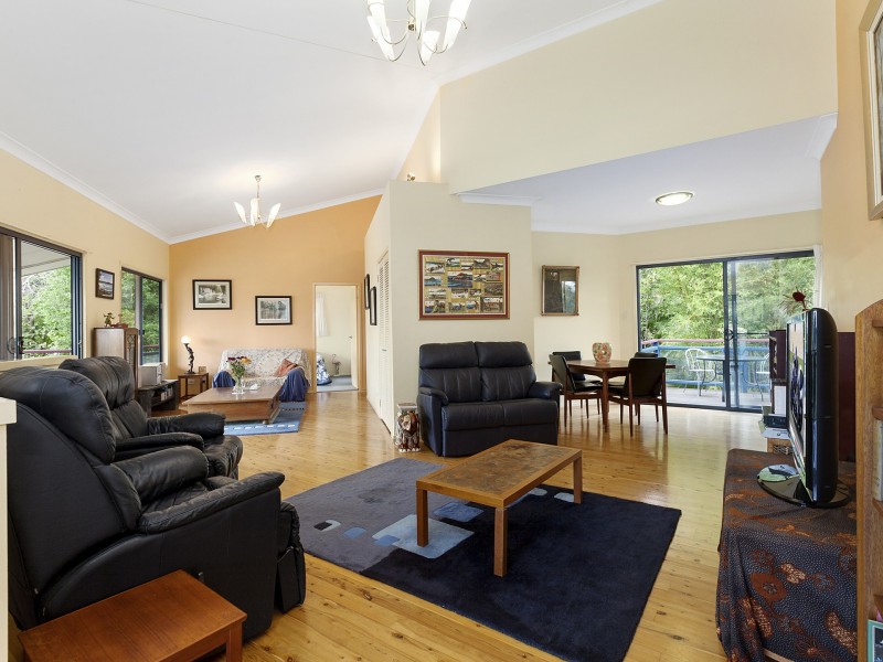 25 Caree Court, Maroochy River QLD 4561