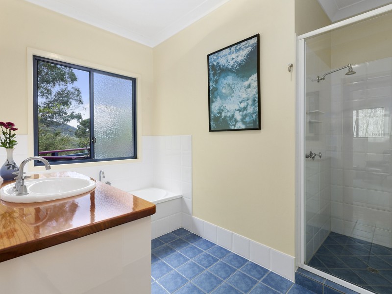 25 Caree Court, Maroochy River QLD 4561