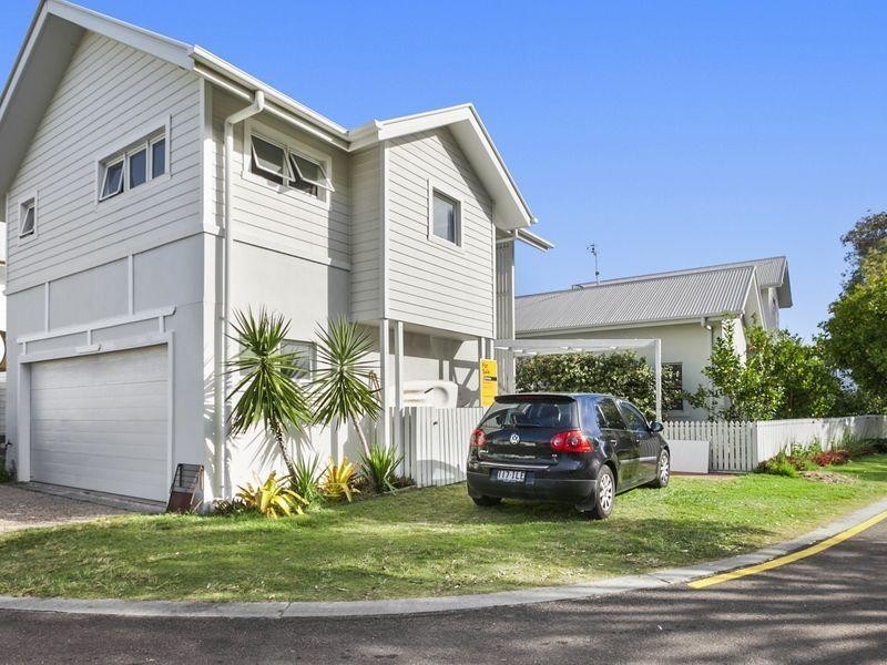 9B Beachway Parade, Marcoola QLD 4564