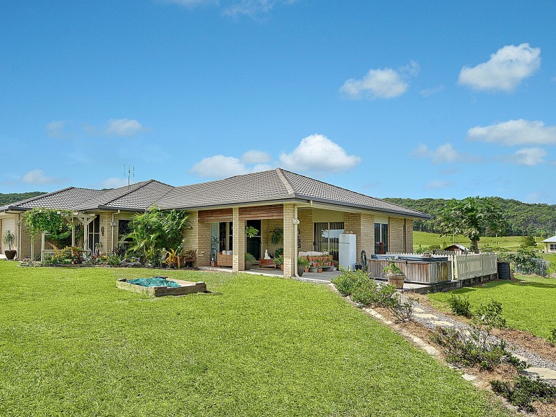 33 Rickard Road, Yandina Creek QLD 4561
