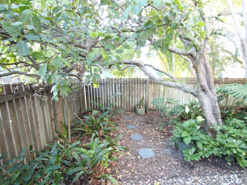 1/30 Ramilles St., Mount Coolum QLD 4573
