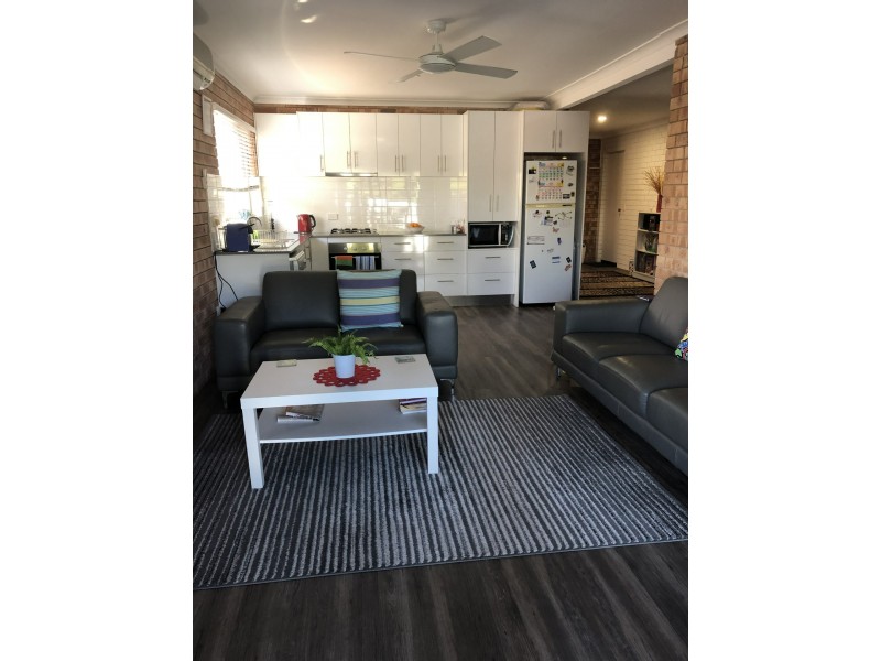 7B Arthur St., Point Arkwright QLD 4573