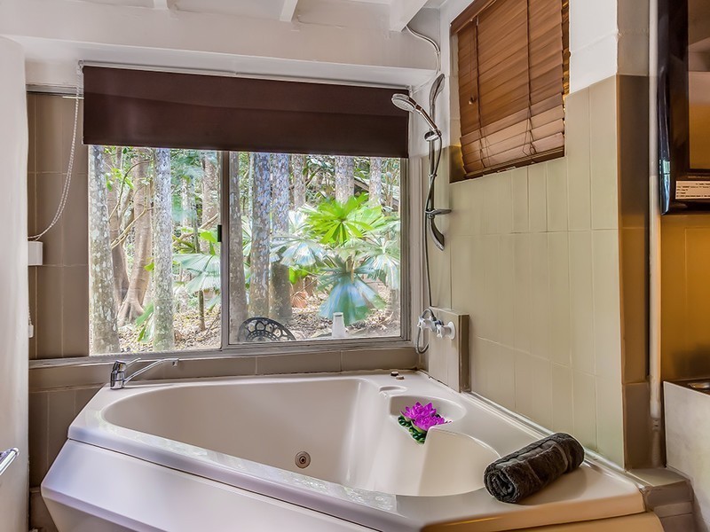 136 Flaxton Drive, Flaxton QLD 4560