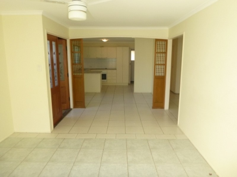 25 Lorraine Ave., Marcoola QLD 4564