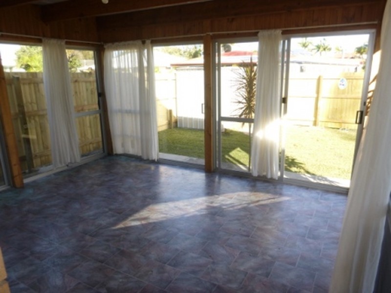 25 Lorraine Ave., Marcoola QLD 4564
