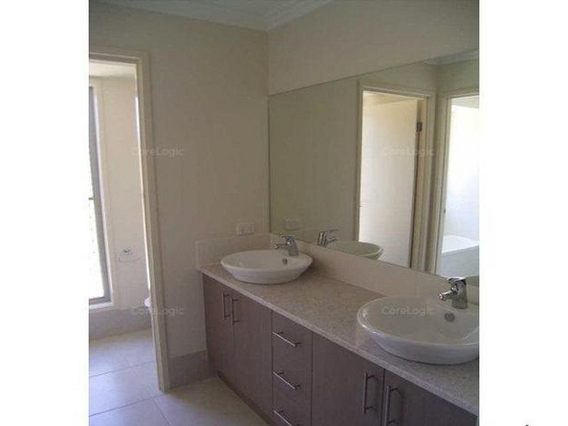 24 Sandhurst Cres., Peregian Springs QLD 4573