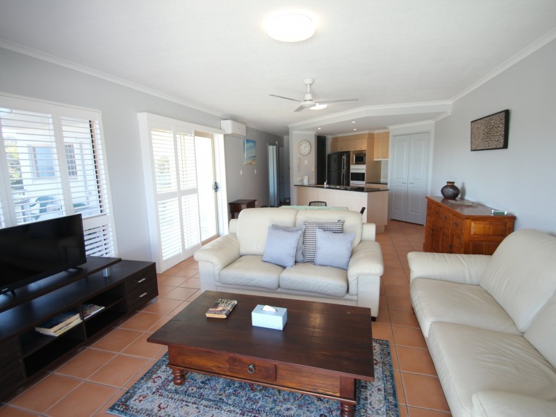 5/15 Andrew Street, Point Arkwright QLD 4573