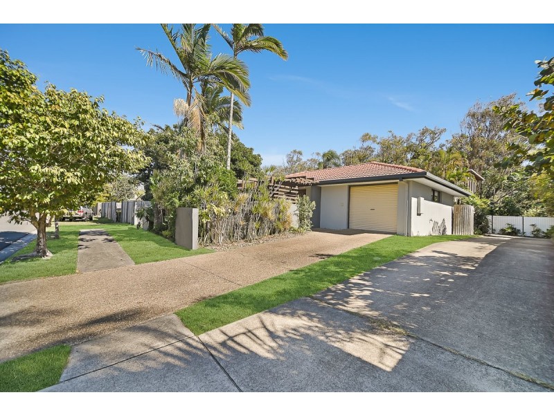 9 Spinnaker Drive, Mount Coolum QLD 4573