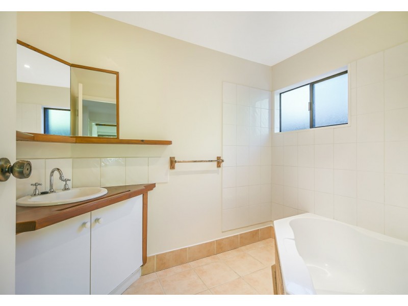 8 Toolga Street, Mount Coolum QLD 4573