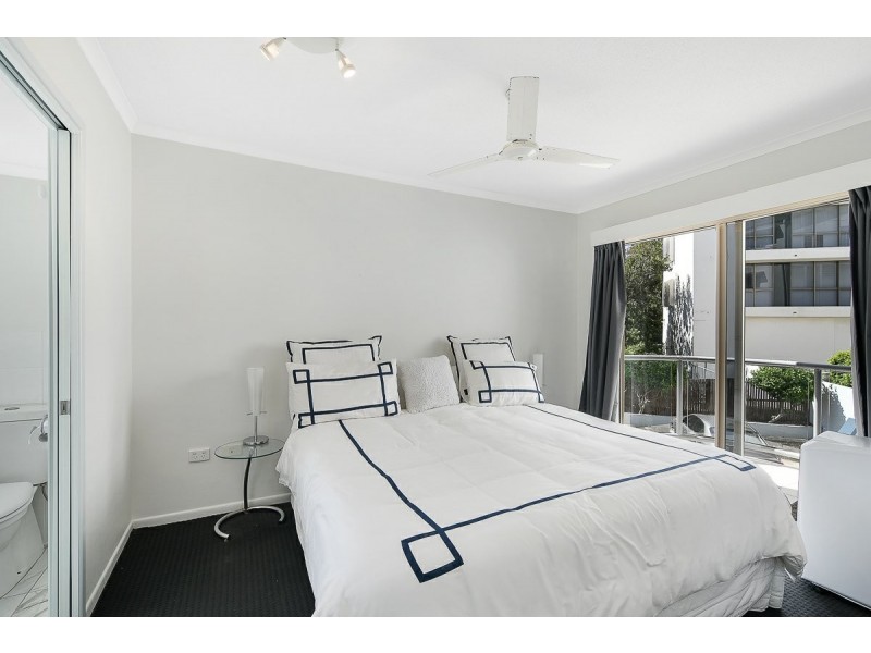 6/15 Andrew Street, Point Arkwright QLD 4573