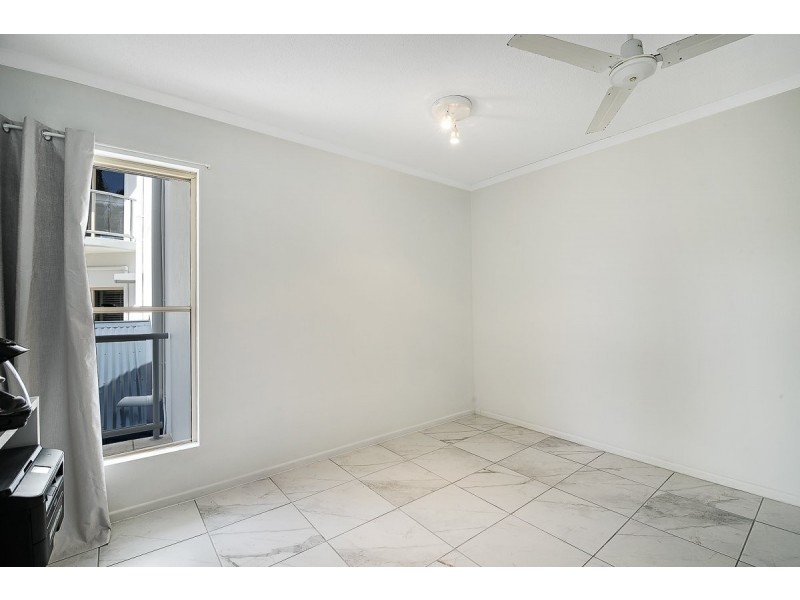 6/15 Andrew Street, Point Arkwright QLD 4573