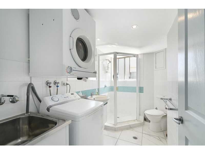 6/15 Andrew Street, Point Arkwright QLD 4573