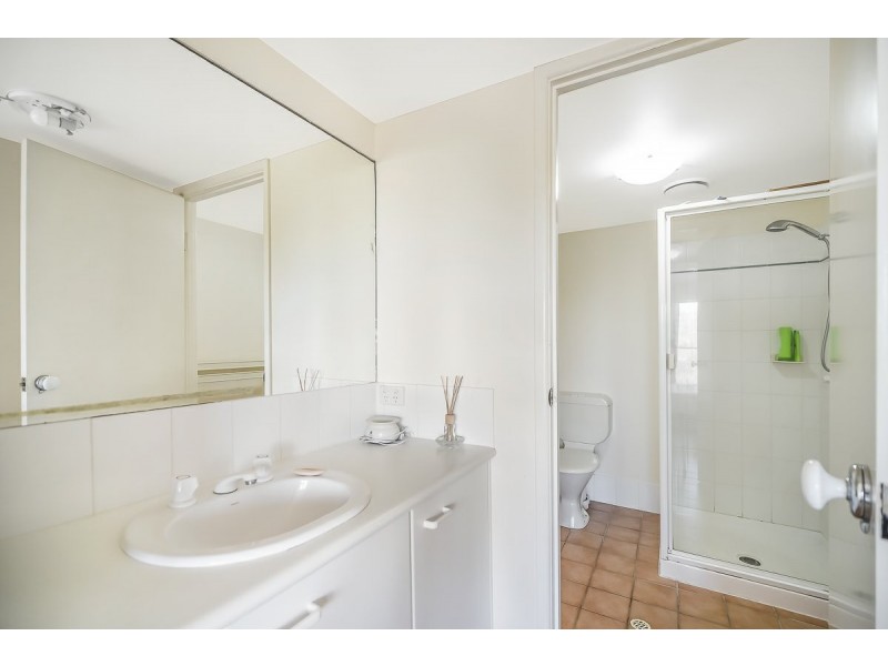 5/1-3 Andrew Street, Point Arkwright QLD 4573