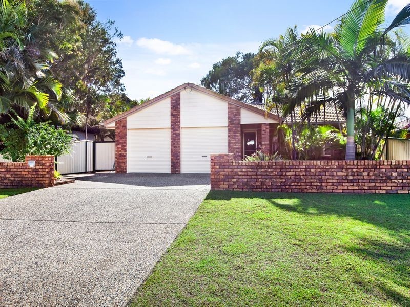 18 Sorrento Avenue, Coolum Beach QLD 4573