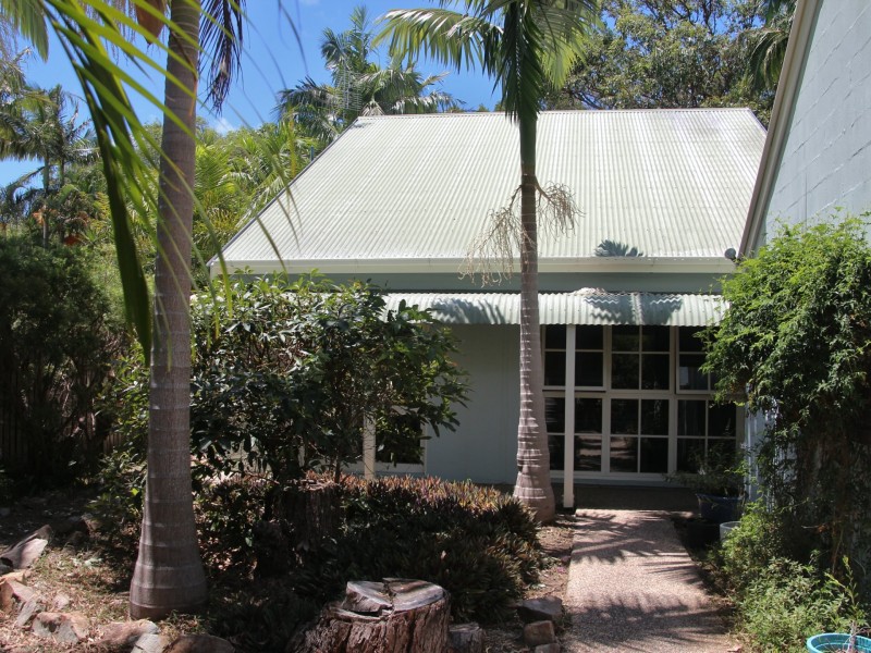 62 Warran Road, Yaroomba QLD 4573