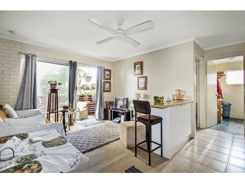 1/2 Peregian Esplanade, Peregian Beach QLD 4573