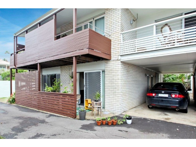 1/2 Peregian Esplanade, Peregian Beach QLD 4573