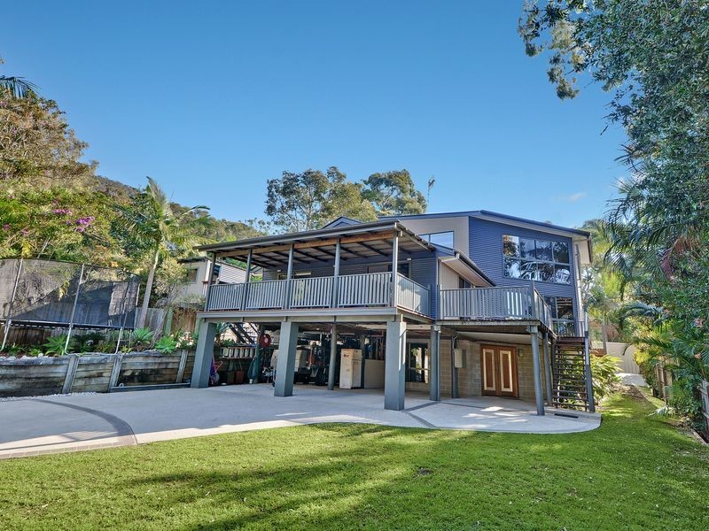 4 Mountain Rise Court, Mount Coolum QLD 4573