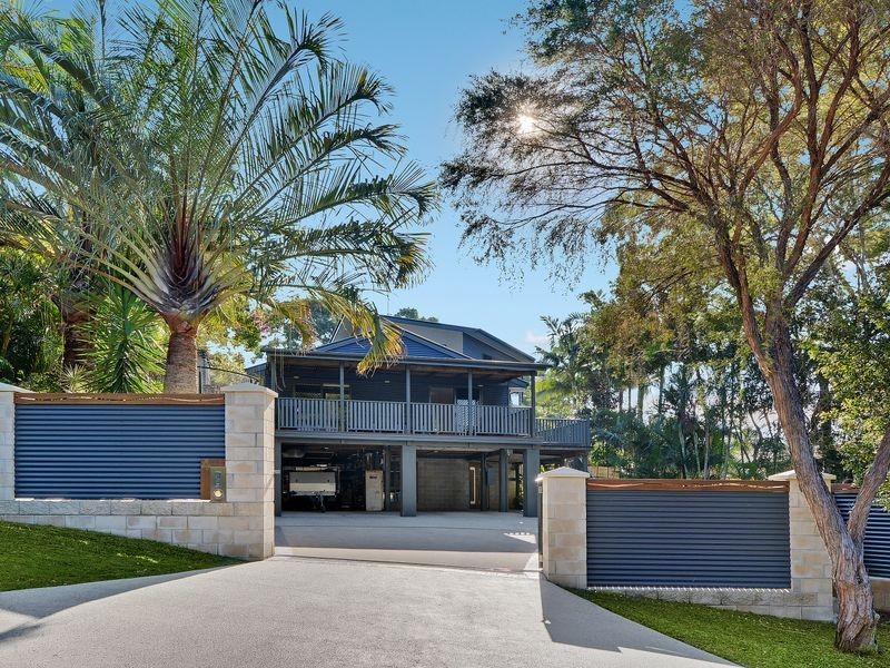 4 Mountain Rise Court, Mount Coolum QLD 4573