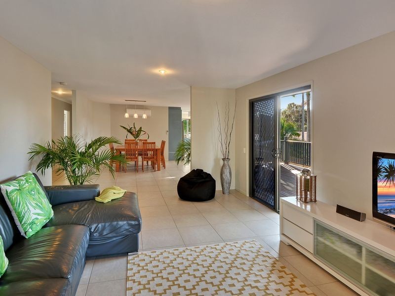 4 Mountain Rise Court, Mount Coolum QLD 4573