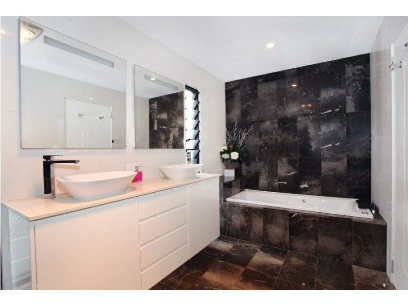 7 Malibu Avenue, Coolum Beach QLD 4573