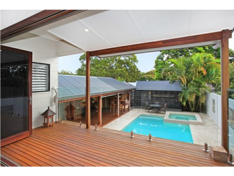 7 Malibu Avenue, Coolum Beach QLD 4573