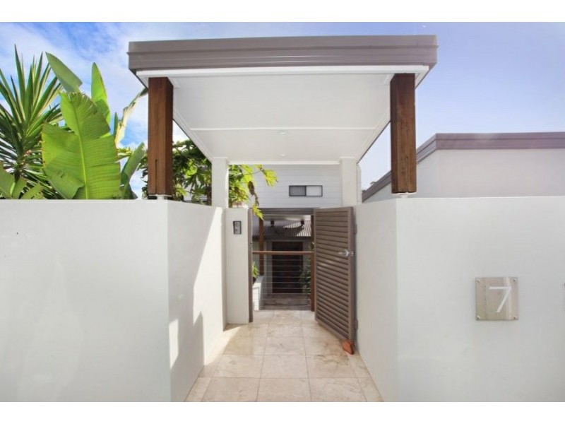 7 Malibu Avenue, Coolum Beach QLD 4573