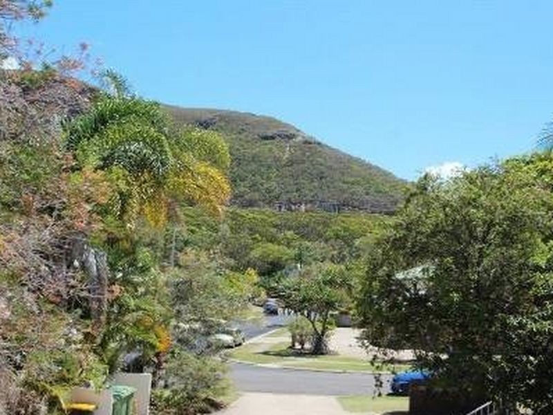 5/36 Jarnahill Drive, Mount Coolum QLD 4573