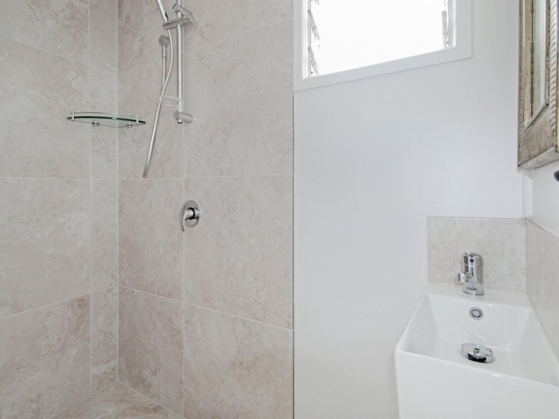 6 Yinneburra Street, Yaroomba QLD 4573